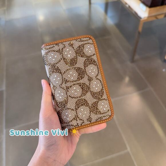 NWT Limited Coach Essential Slim Card Case In Crystal Signature Jacquard CCD16 - Picture 1 of 8